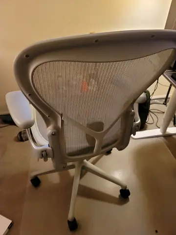 .Herman Miller Remastered Aeron Mineral Task Chair Size C