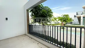 3 Bed Maids l Single Row l On Wadi River