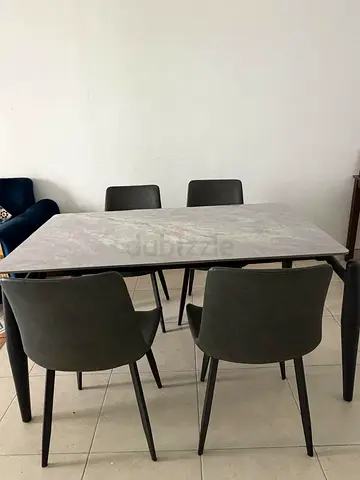 Dinning Table - 4 Seater