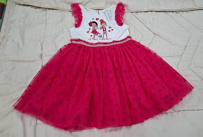 Beautiful dress for girls, size 6 years