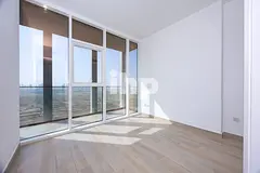 Skyline &amp; Sunset Views | Corner Unit | High Floor