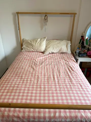 GJÖRA bed from ikea, perfect condition, with mattress