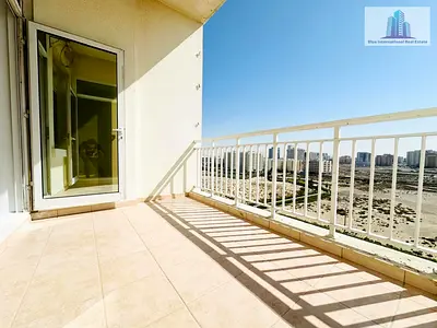 large 1 bed with open facing for rent liwan Queue Point 58k only