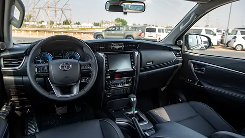 2026 Toyota FORTUNER — фото 10