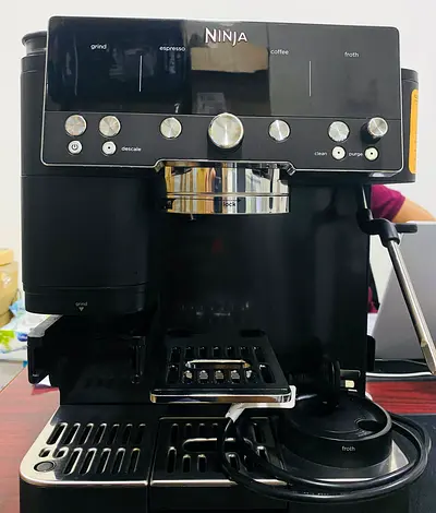 NINJA LUXE CAFE ESPRESSO MACHINE (BLACK) ES601BKANZ 2 L 1650 W