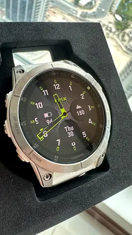Garmin Premuim Epix (Gen 2) in mint condition, Sapphire Glass, Titanium Case, Full set