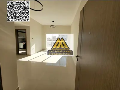 شقة غرفتين وصالة للإيجار السنوي في الجرف 3 عجمان، أول ساكن، تتميز بمساحة ممتازة وتشطيب جيد مع غرفة ماستر وبلكونة، في موقع راقي قريب من جميع الخدمات وس