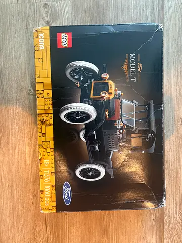 BARGAIN BRAND NEW LEGO 11376 ICONS FORD MODEL T DAMAGED BOX