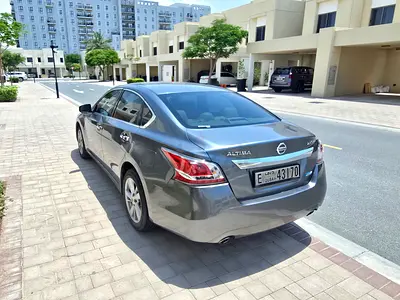 Nissan Altima one Owner