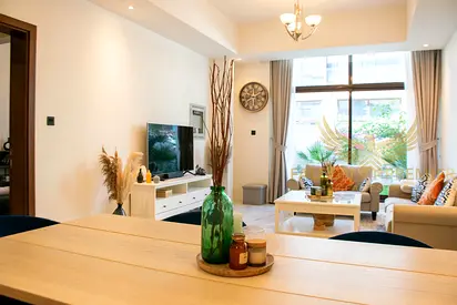 فيلا إلي صعب | ٤ غرف نوم + خادمة + مخزن | جديدة تماماً | مستلمة حديثاً | جاهزة للسكن