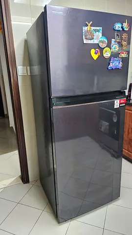 Used Toshiba Top-Freezer Refrigerator - Good Condition 10 year compressor warranty