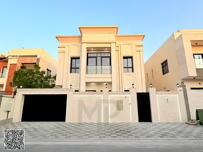 فيلا راقية وجاهزة للسكن 🏠، بتشطيبات فاخرة وموقع ممتاز، تبعد عن المسجد أقل من 50 متر 🕌، وقريبة من البقالة والمطاعم 🛍️🍽️