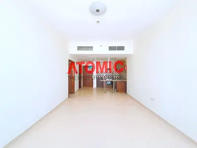 Open Kitchen, Best Quality, Prime Location