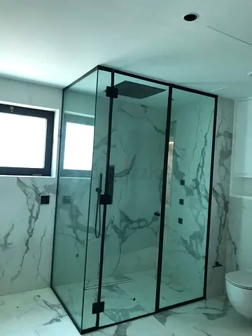 Shower glass installation services