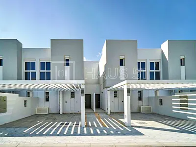 Spacious Villa | Semi Closed Kitchen | Rented