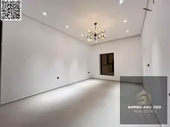 4 master bedrooms, large living room, separate majlis, modern kitchen, 5 bathrooms, built-in wardrob