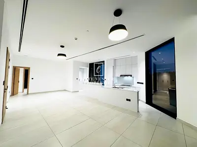VACANT | SPACIOUS | PRIME LOCATION