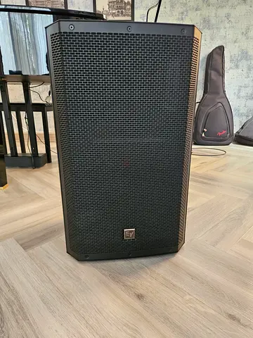 Electro-Voice/PA ZLX G2 Powered Speaker - Great Condition