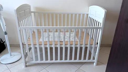 Baby Crib - Dual Core Pocket Spring Baby Mattress - Used, Good Condition