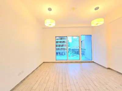 INVESTOR DEAL | HIGH ROI | PODIUM VIEW