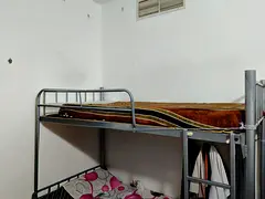Non cooking Bachelor bed space available