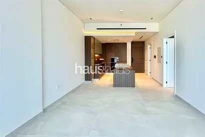 Fitted Kitchen | Stylish Finish | Modern | Bright