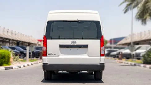 2026 Toyota HIACE — фото 7