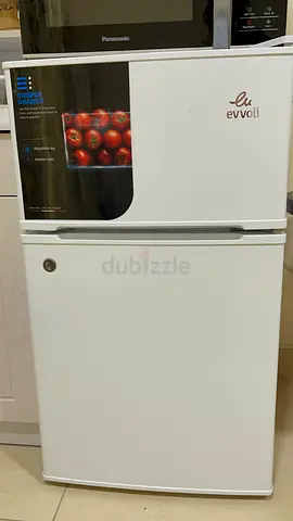 EVVOLI Top Mount Refrigerator