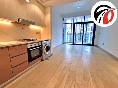 Chiller Free || Lavish 2-Bedroom with Lagoon View || Bright & Spacious || Prime Location