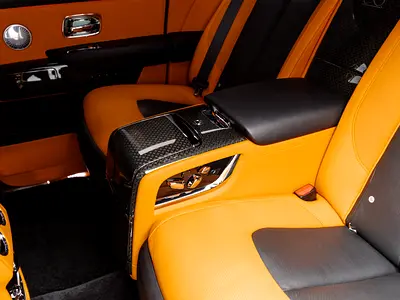 2022 ROLLS-ROYCE CULLINAN — миниатюра 19