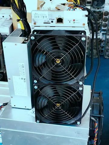 Used Antminer z15 420k