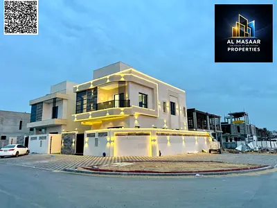 فيلا زاوية للبيع في عجمان طابقين و رووف تقع على شارعين مع ارتداد كبير في موقع سكني مميز