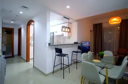 Master Room in Dubai Marina (ONLY FEMALES)
