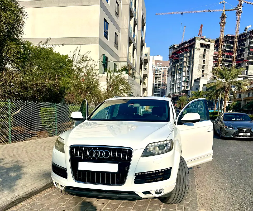Audi Q7 2014 — photo 1 of 7