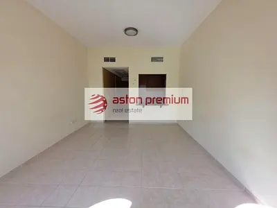 Vacant Now|8 Wardrobes| Unfurnished | Large Studio