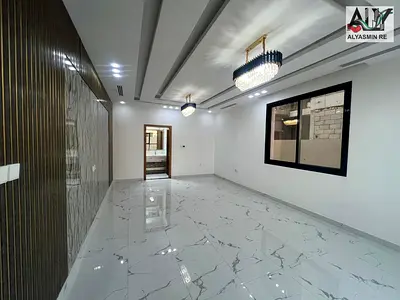 للايجار فيلا جاهزة بالكهرباء والمكيفات  للسكن مباشر قريبة جدا من شارع الشيخ محمد بن زايد.............