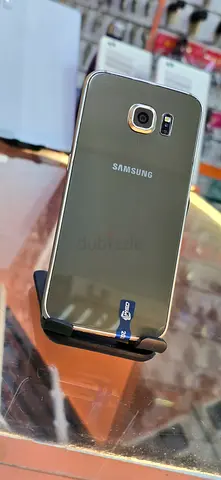 Samsung Galaxy S6 smartphone - good condition