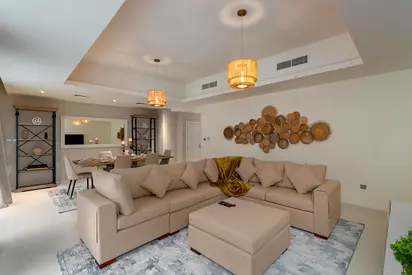 Spacious 5BR Villa in Al Yufrah 2