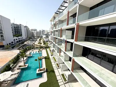 استوديو حديث | أفيلون بوليفارد | دخول الشرفة والمسبح