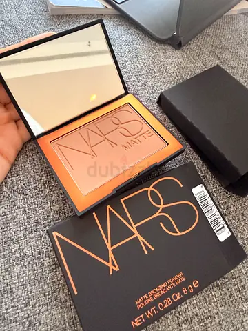NARS Matte Bronzer  - Light/Medium Shade