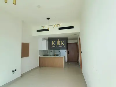 Spacious 1BHK | Prime Location | Marina View