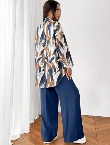 Lightweight abstract print long sleeve blouse - size 10/12 MEDIUM BRAND NEW