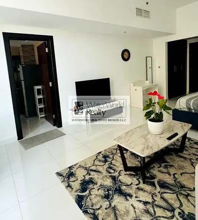 Furnished|Closed Kitchen|12 cheques|Bills Included