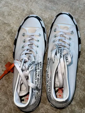CONVERSE CHUCK TAYLOR ALL-STAR 70S HI
OFF-WHITE