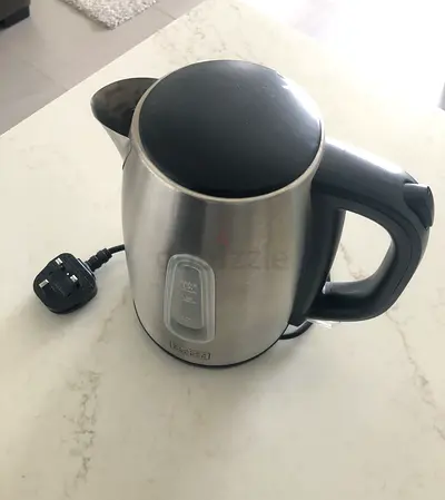 BLACK+DECKER 1.7L Cordless Stainless Steel Electric Kettle | 2200W | Excellent Working Condition