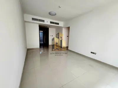 Like a new building || big apartment at prime location muwaileh park || with one cover parking 3 wa