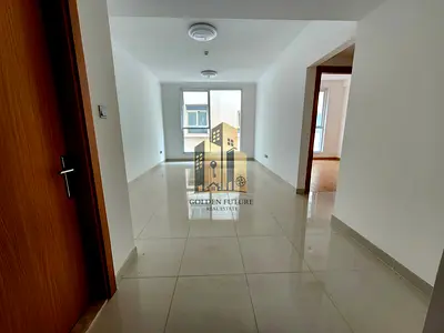 Like a new building || big apartment at prime location muwaileh park || with one cover parking 3 wa