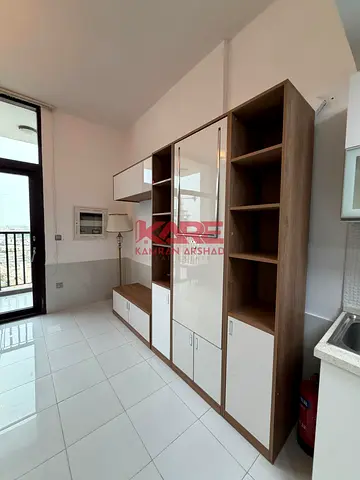 Walking Distance to Metro Fully Furnished