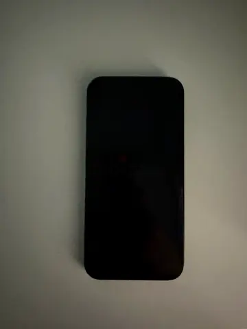 Used black smartphone - good screen, accessories, minor scratches on the borders - very low usage