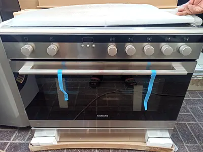Stock Piece Never Use Siemens 90×60cm 5 Hobs Full Electric Ceramic Cooker Range